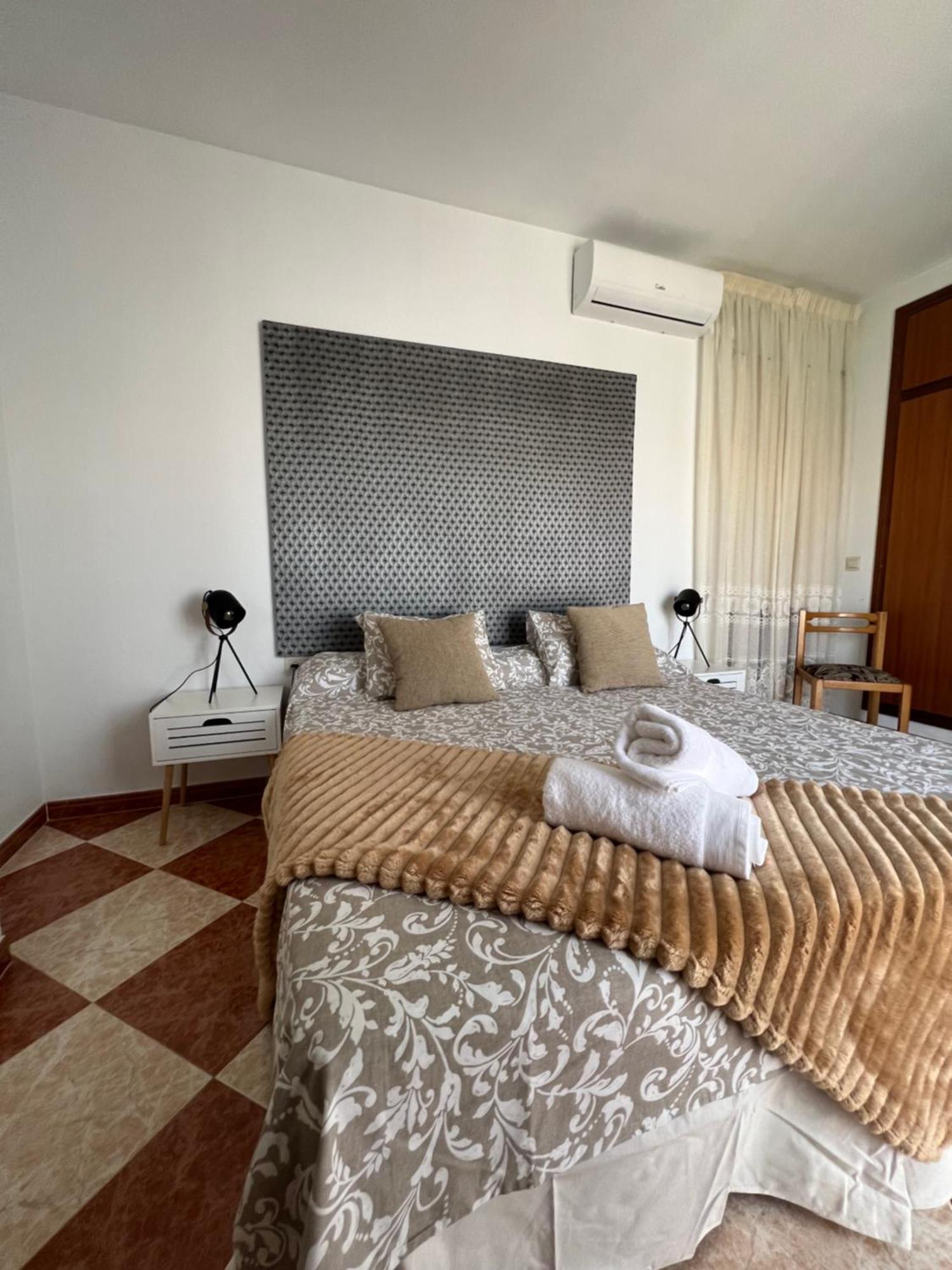 Casa Grande En Cordoba, Pueblo De La Victoria , 6 Dormitorios ภายนอก รูปภาพ